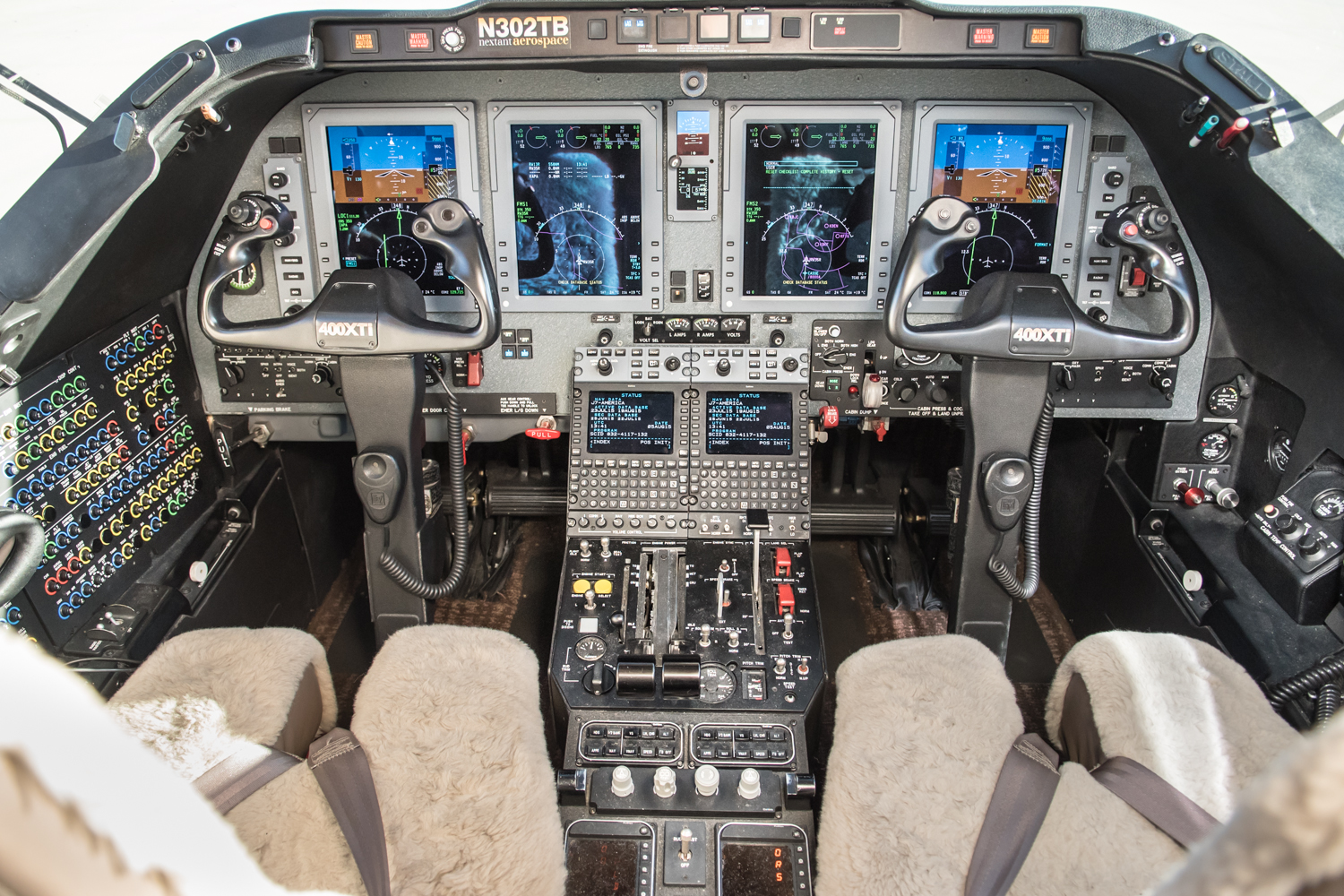 N302TB Cockpit